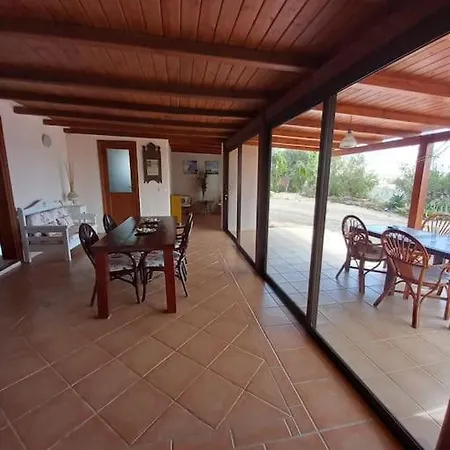 بيت للعطل Descanso En Espacio Natural Con Vistastharada